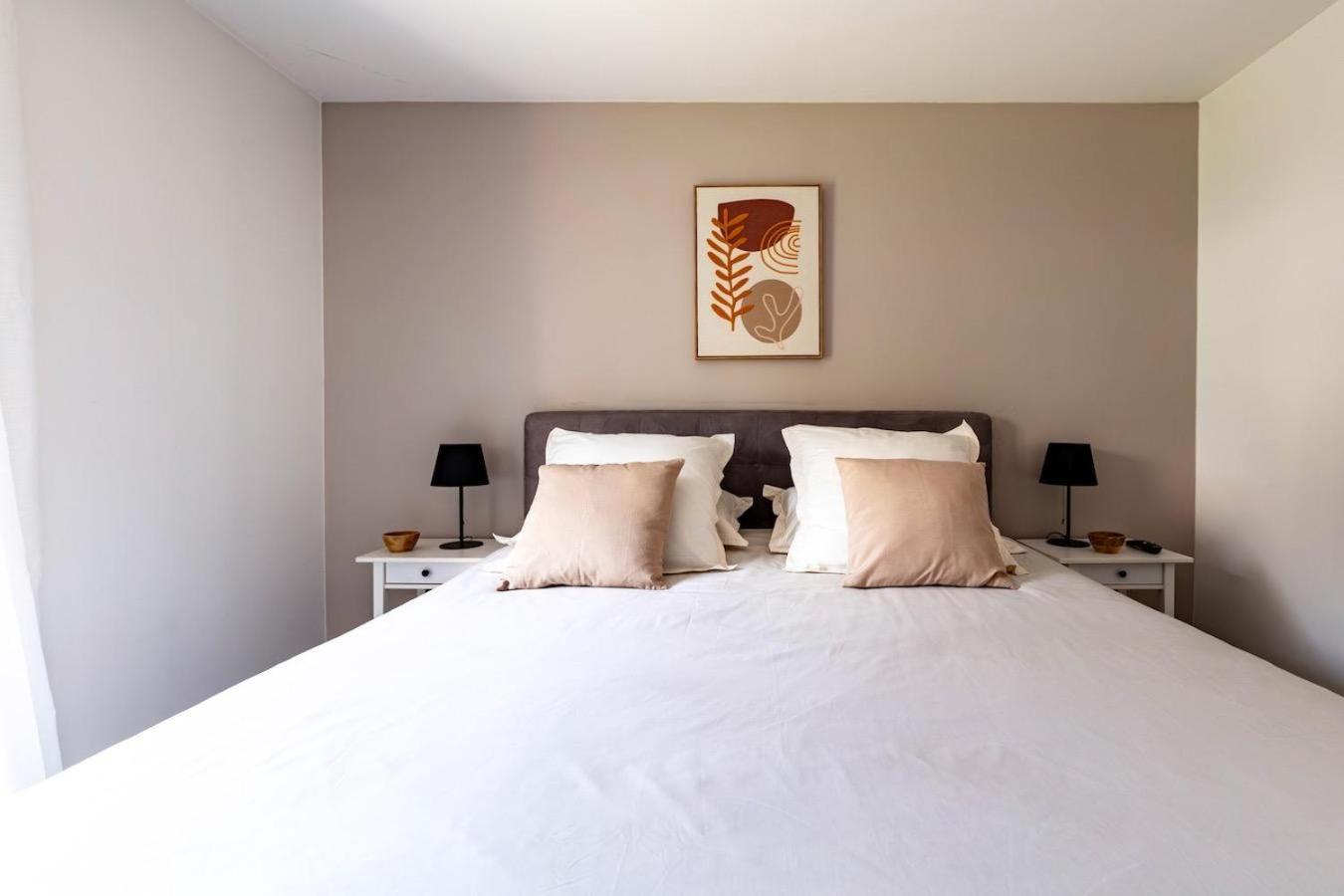 Charmant Refuge Avec Jardin, A 6 Minutes A Pied Du Metro Creteil L Echat-Lovely Retreat With Garden, Located A 6-Minute Walk From Creteil L Echat Metro Station Extérieur photo