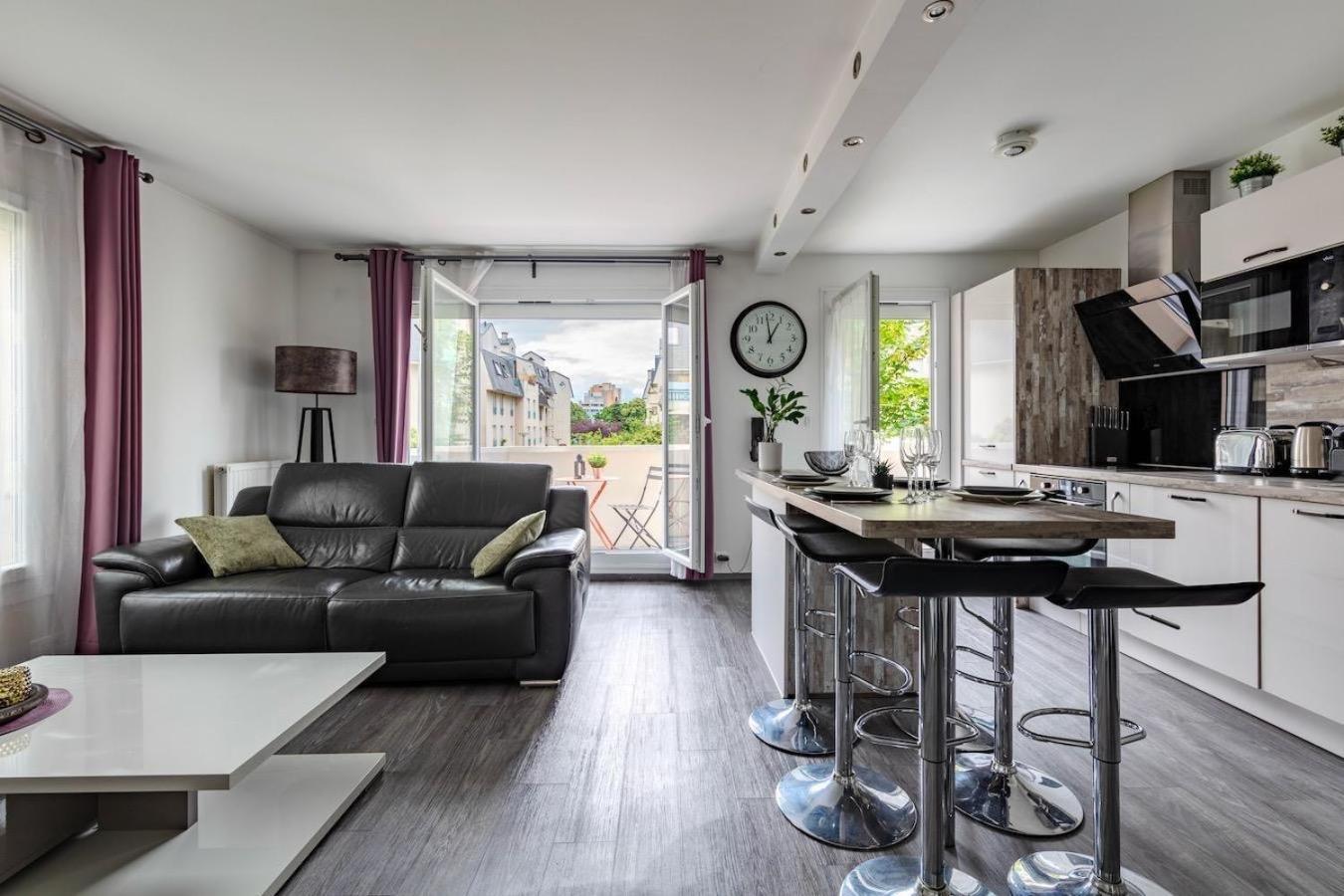 Charmant Refuge Avec Jardin, A 6 Minutes A Pied Du Metro Creteil L Echat-Lovely Retreat With Garden, Located A 6-Minute Walk From Creteil L Echat Metro Station Extérieur photo