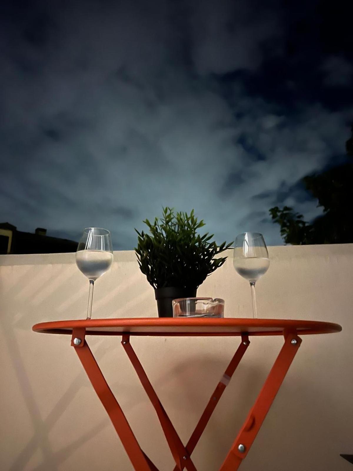 Charmant Refuge Avec Jardin, A 6 Minutes A Pied Du Metro Creteil L Echat-Lovely Retreat With Garden, Located A 6-Minute Walk From Creteil L Echat Metro Station Extérieur photo